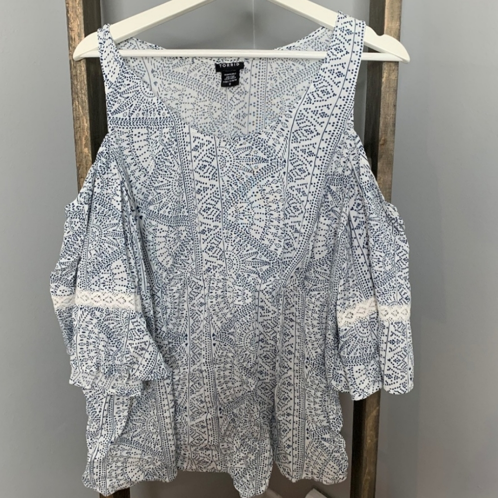 Torrid cold shoulder top
